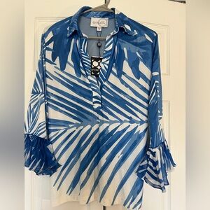 Analili NWT Blue and White Women's Top
